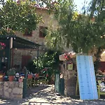 Doga Pension 3* Side